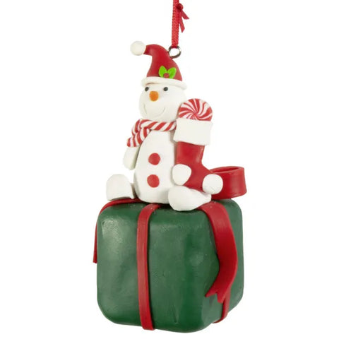 Kersthanger Christmas Paradise - Cadeau sneeuwpop