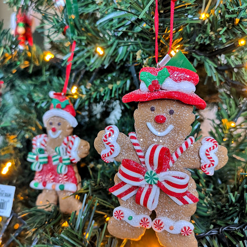 Gingerbread met rode en witte strik voor in de kerstboom van het Amerikaanse kerstmerk Kurt S. Adler